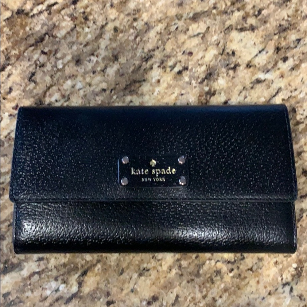 Kate Spade black leather wallet new without tags